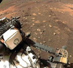 I segni lasciati dalle ruote sul suolo marziano del rover Perseverance che ha toccato il pianeta Image: Nasa/JplCaltech