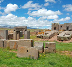 Veduta parziale dell’area del sito megalitico di Puma Punku, in Bolivia