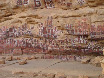 Antichi petroglifi della cultura Dogon