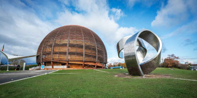 La cupola del CERN accoglie i visitatori