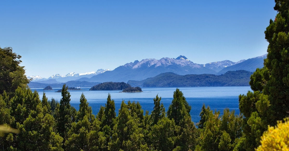 Argentina il Lago Nahuel Huapi, nell’omonimo Parco Nazionale