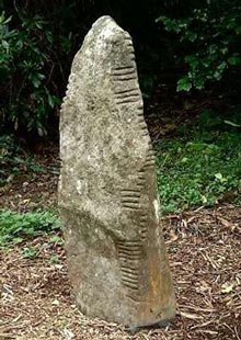  Il menhir con incisioni ogamiche di Lugnagappul, nella contea di Kerry, Irlanda